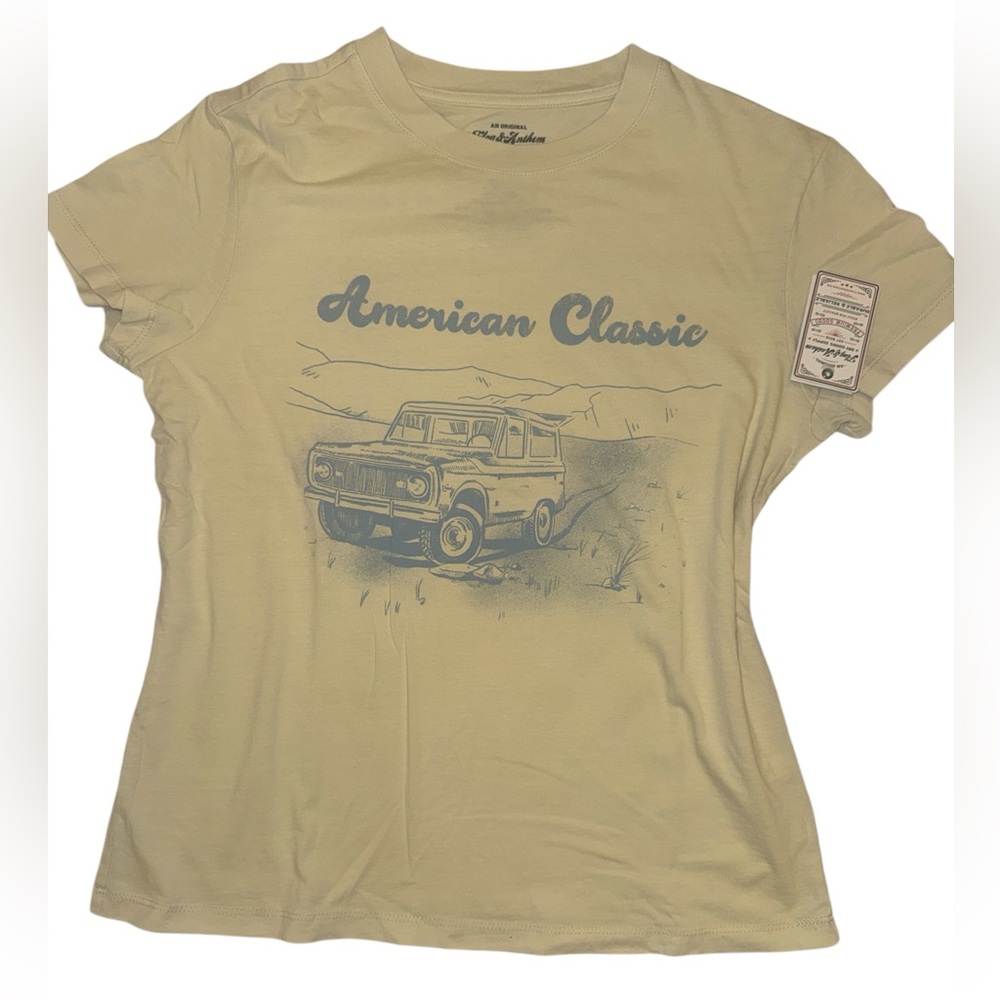 NWT New Beige Small American Classic Short Sleeved Fitted T-Shirt Ford Bronco